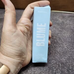 Blume Meltdown Acne Oil new in box  b34